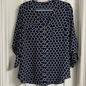 Express Geometric Navy and Cream Blouse Size Large